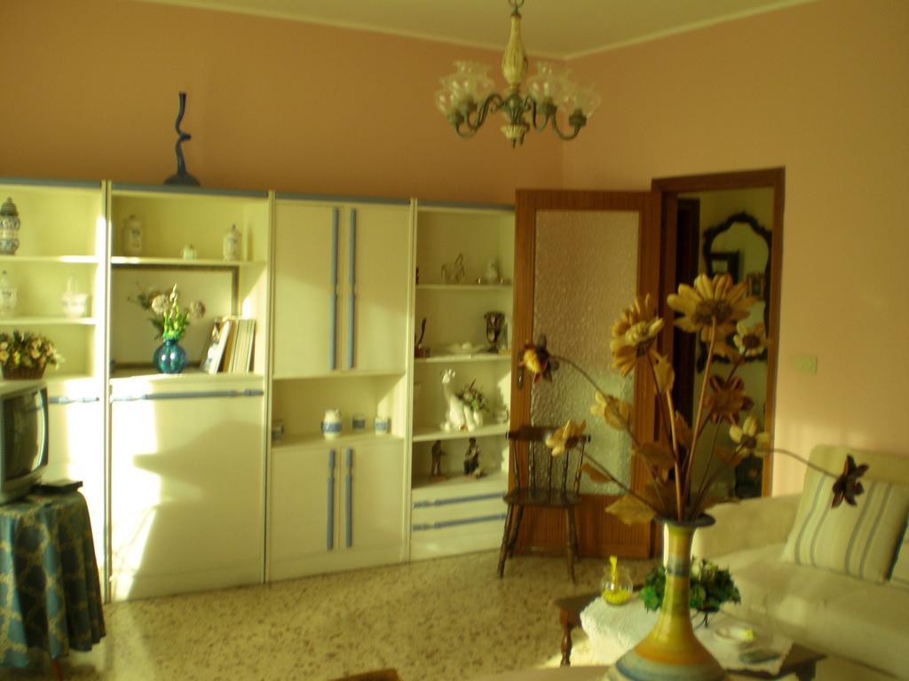 Theokles Apartment Таормина Номер фото