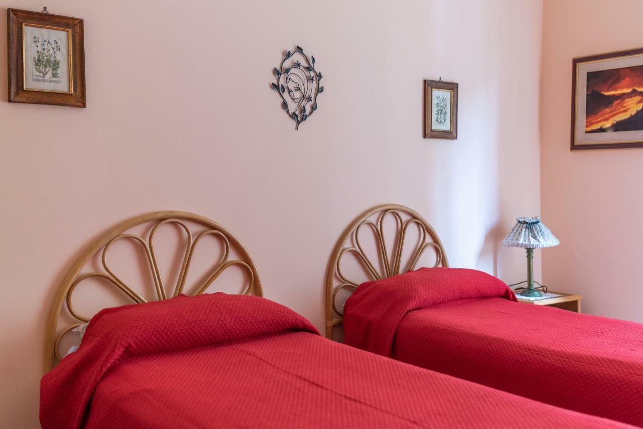 Theokles Apartment Таормина Экстерьер фото